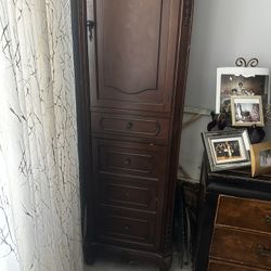 Wood Cabinet 