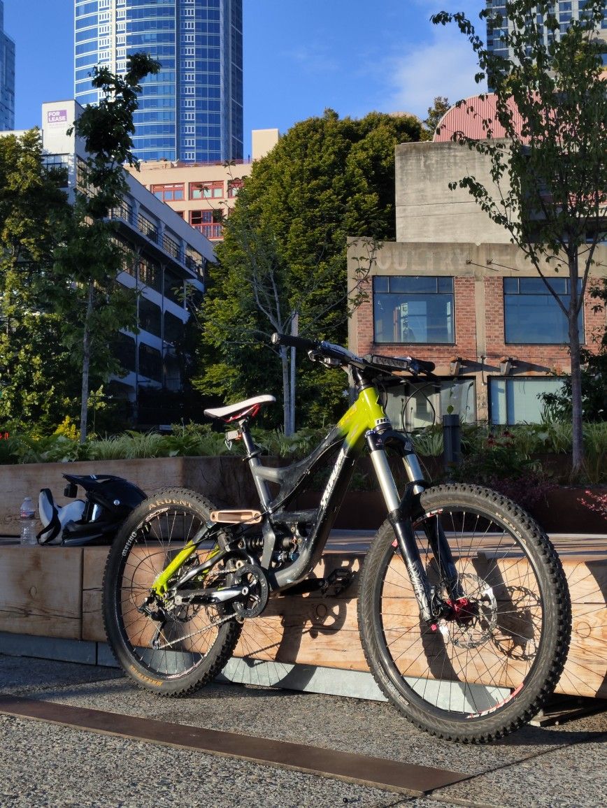 Specialized Demo 7.1 — For Sale