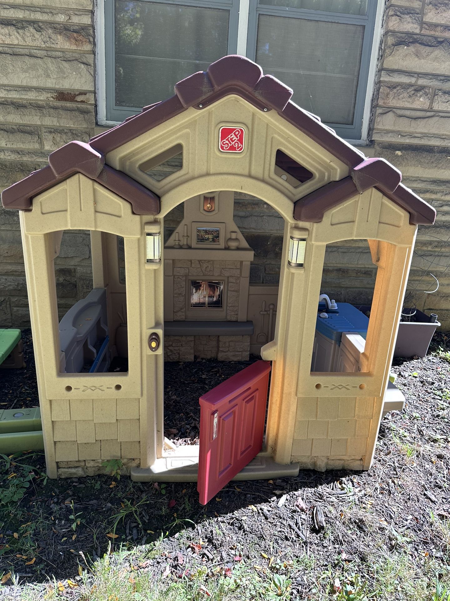 Step2 Charming Cottage Kids Outside Playhouse