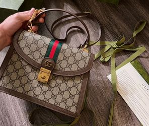 Gg purse