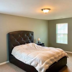 Queen Bedroom Set