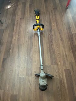 DEWALT 20V Cordless String Trimmer