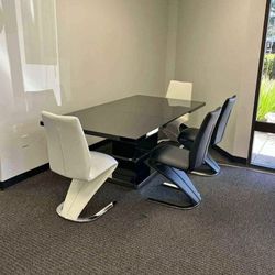 CHESTER WHITE DINING SET