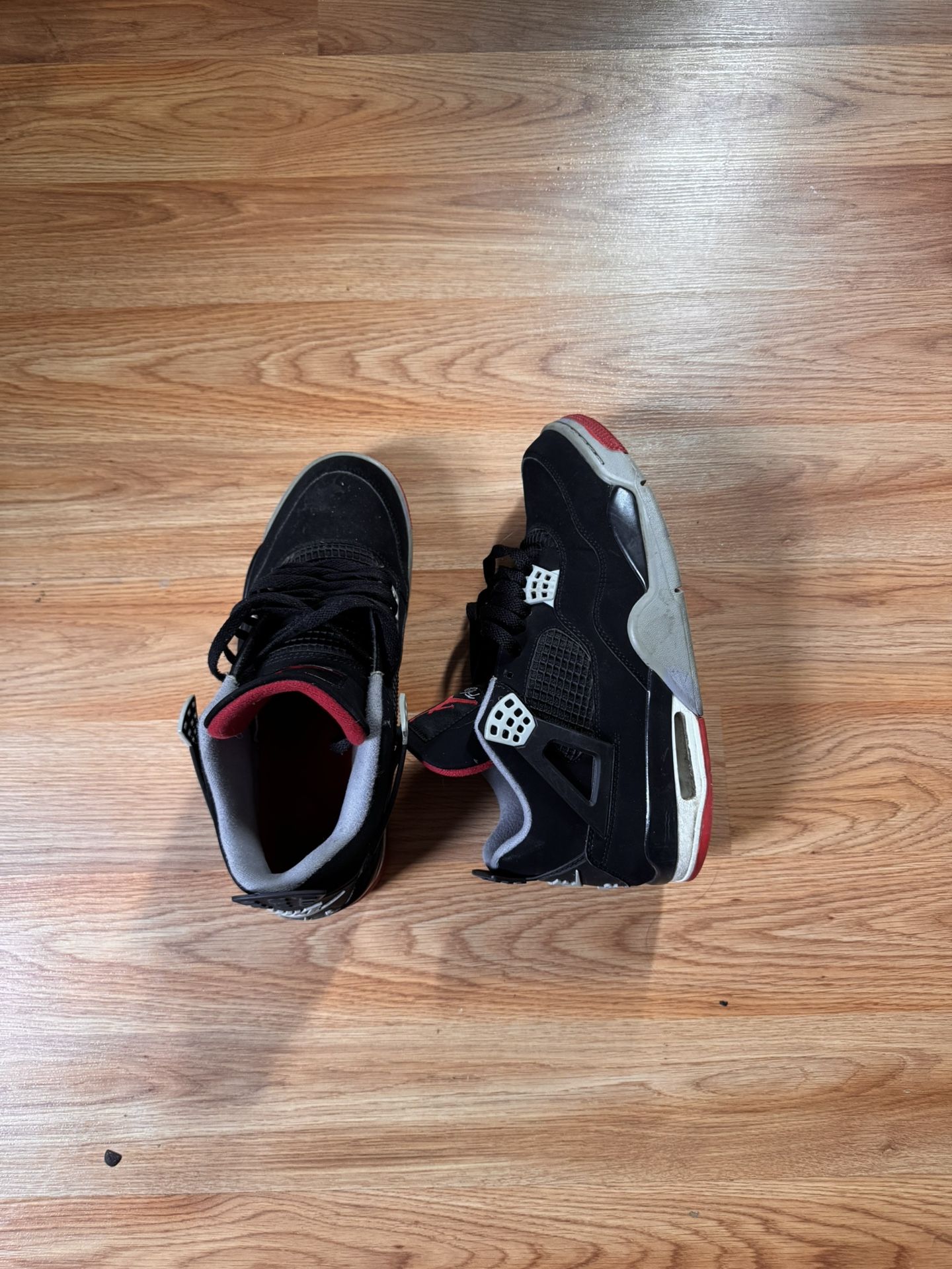 Jordan 4 Retro Bred (2019)