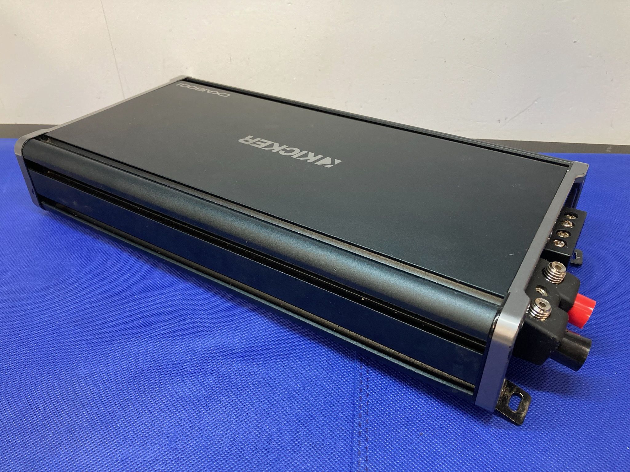 Kicker CXAI800.1 Class D Mono Amp 1800W High-Performance