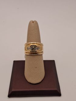 Diamond ring
