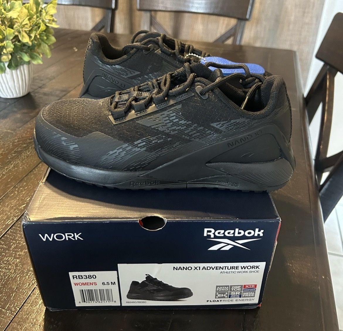 Reebok women working shoes 6 1/2 Nano X1 Adventure Shoes - Black