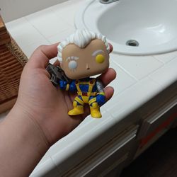 Cable Funko POP