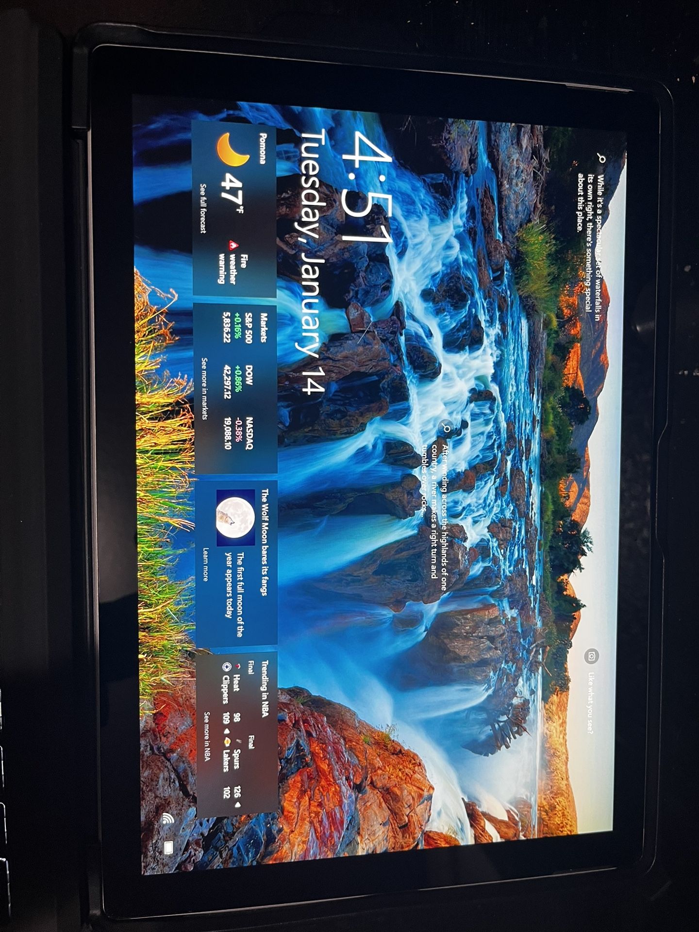 Microsoft Surface Pro 5 laptop