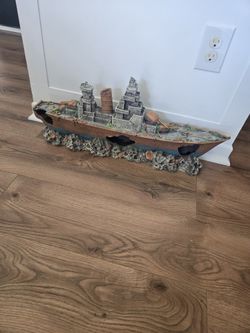 Fish Tank Aquarium Shipwreck 