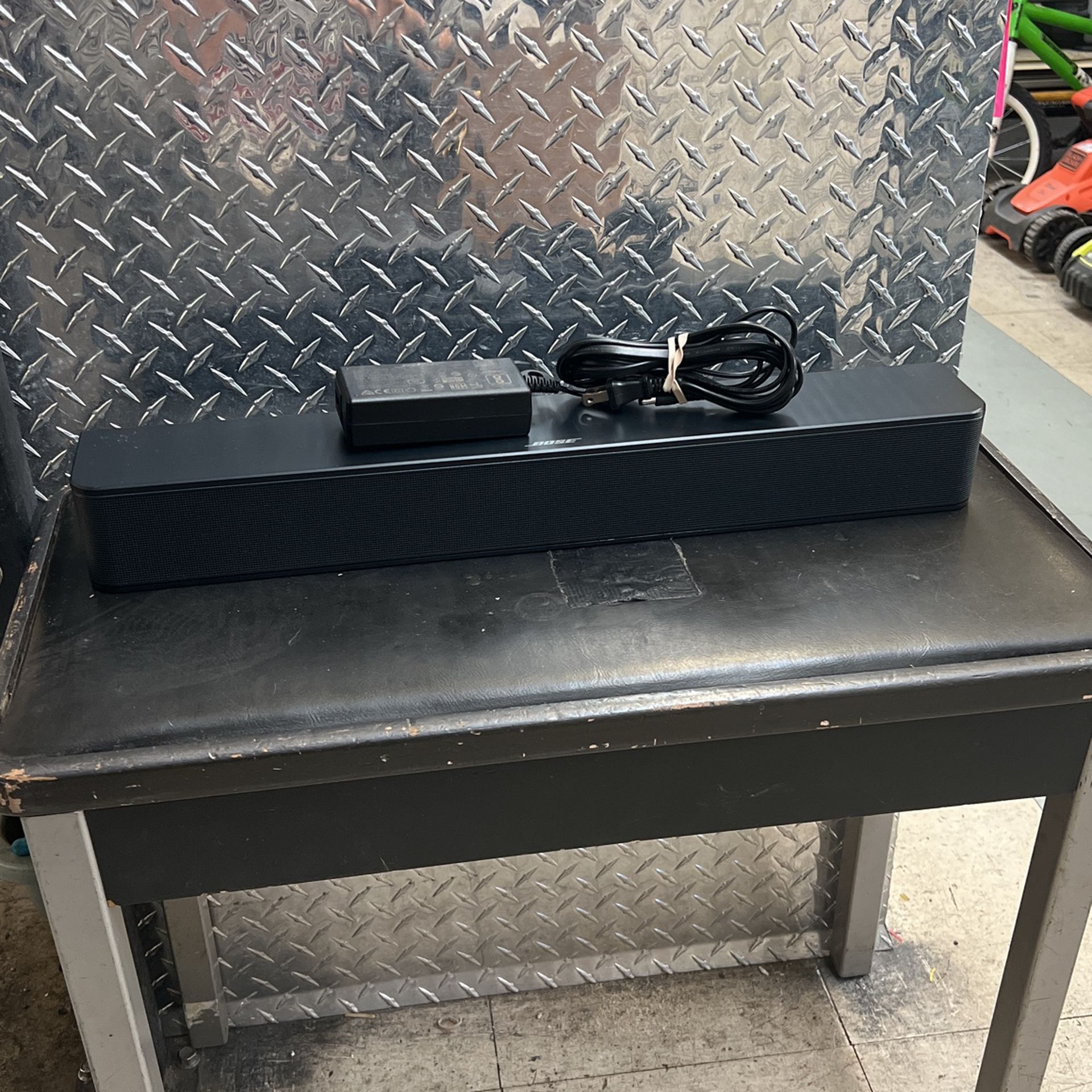 Bose Solo Soundbar II Bluetooth Home Theater Speaker