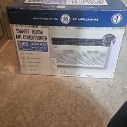 GE Smart Room 8100 BTU Air Conditioner 