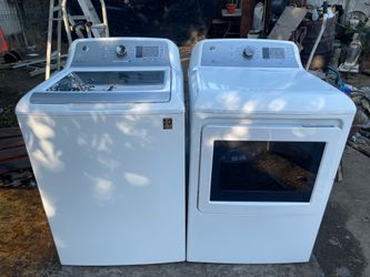 GE washing machine/electric dryer set