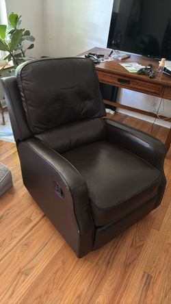 Leather recliner