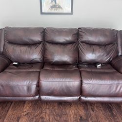Ashley Dunlieth Couch Set