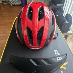 Lazer Cycling Helmet