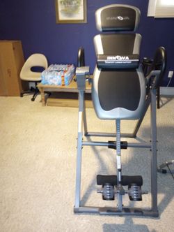 INNOVA HEAVY DUTY DELUXE INVERSION TABLE,LIGHTLY USED , COMES WITH MANUAL VERY GOOD CONDITION ,REDUCED TO $50 CASH.