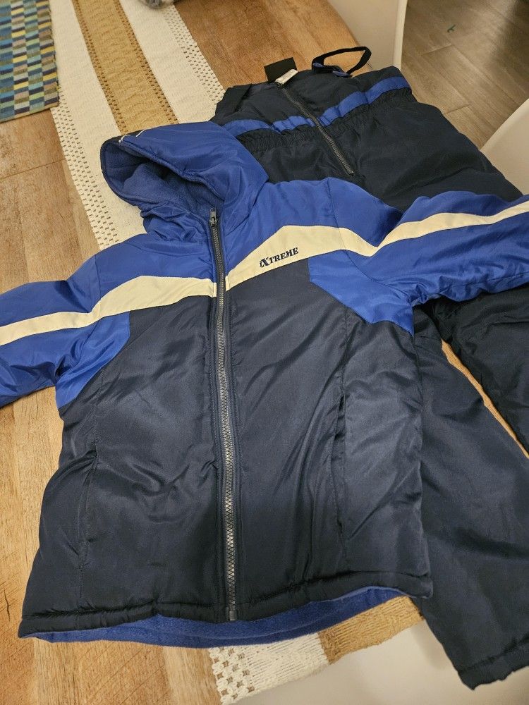 BOYS Snowsuit Used -2 Pieces Size 6 Extreme