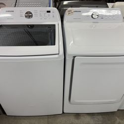 WHITE SAMSUNG TOP LOAD WASHER & GAS DRYER