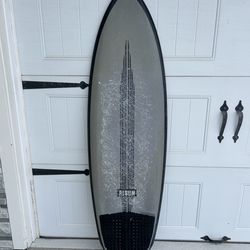 5’9” Album Twinsman Surfboard