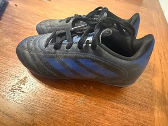 Adidas youth soccer cleats