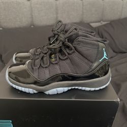 USED 1X JORDAN 11 GAMAAS SIZE 7