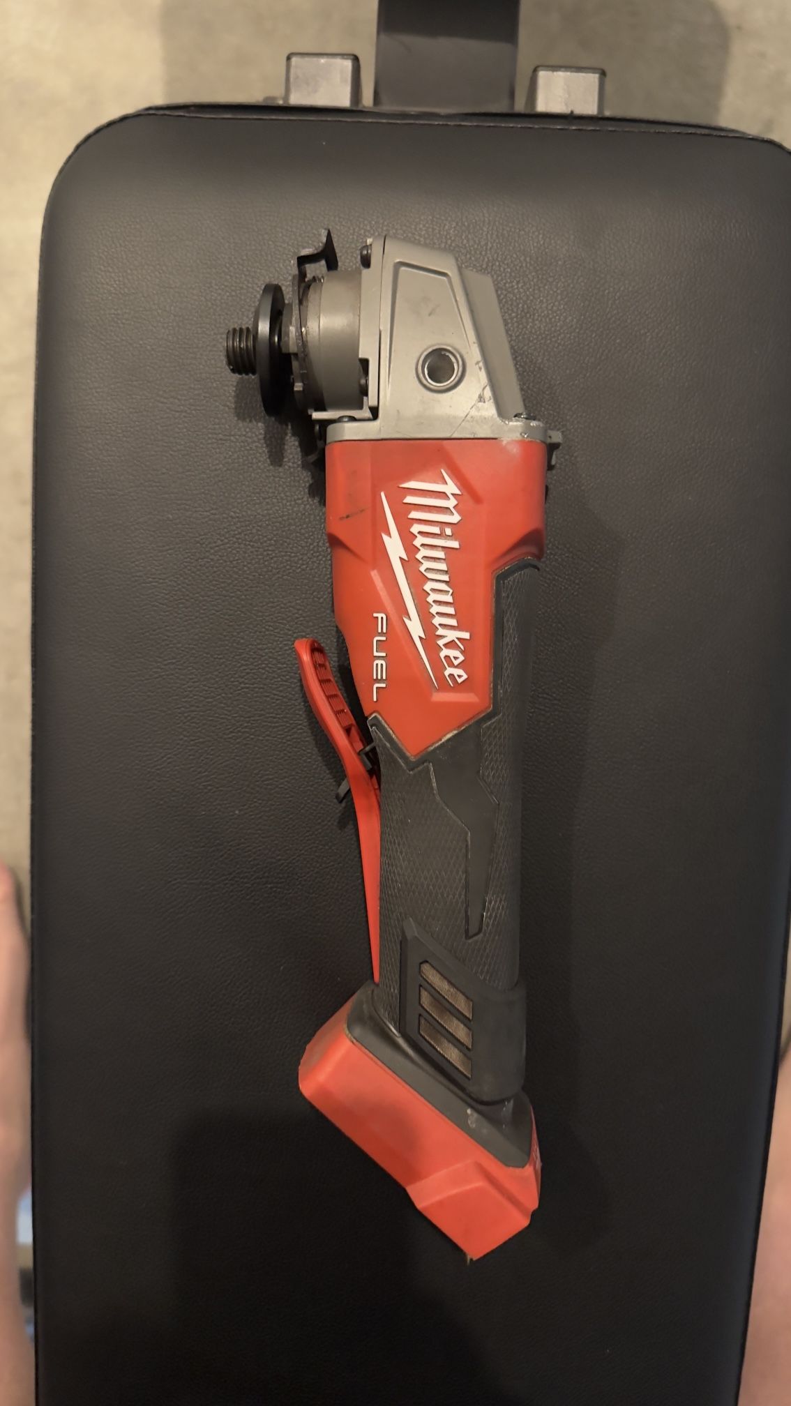 M18 Milwaukee Angle Grinder