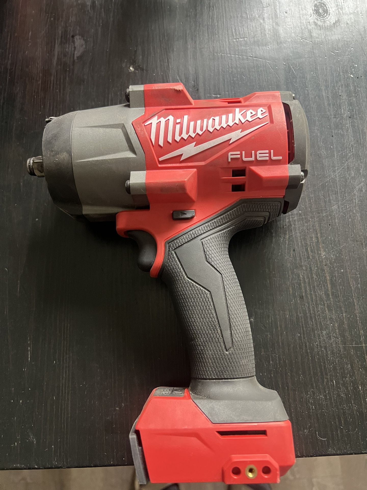 Milwaukee impact wrench 1/2 inch