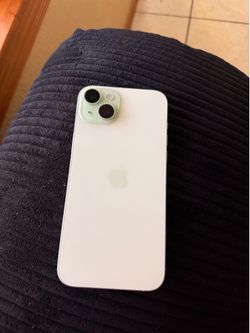 iPhone 15 plus unlocked