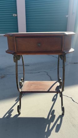 Vintage Accent End Table with Drawer & Metal Scroll Base