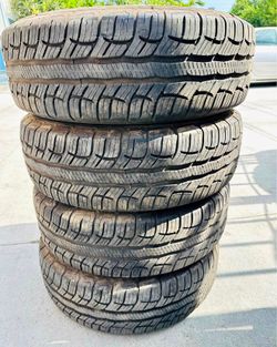 235/55/19 bfgoodrich 📍📍 Vendo un set de llantas con 80% de vida las 4 📍🌟