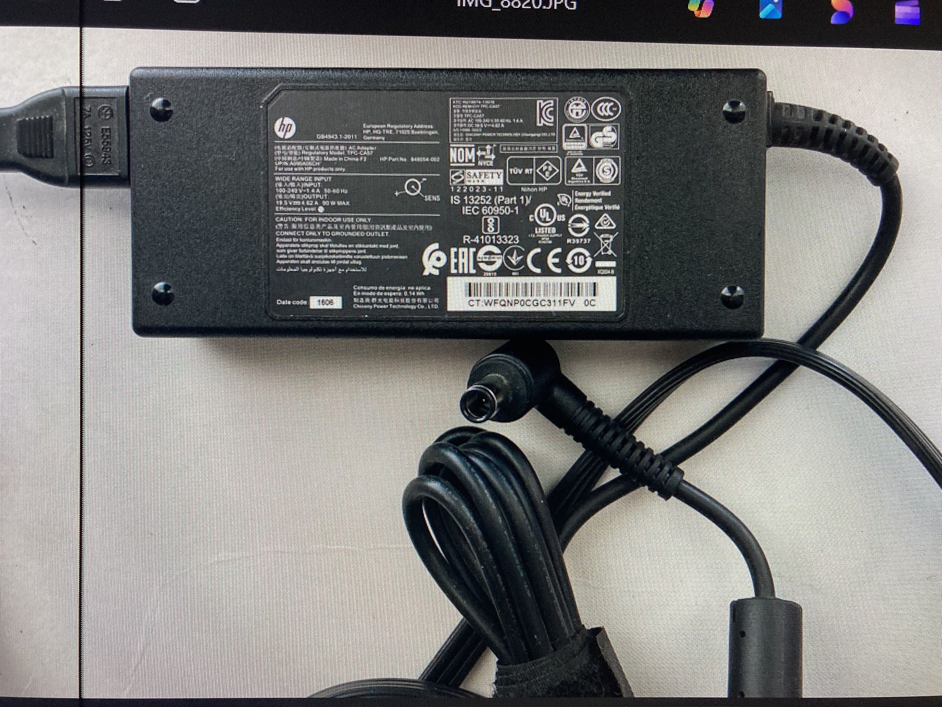 HP Charger for Laptop. Input: AC 100-240 V. Output: DC 19.5 V & 4.62 A