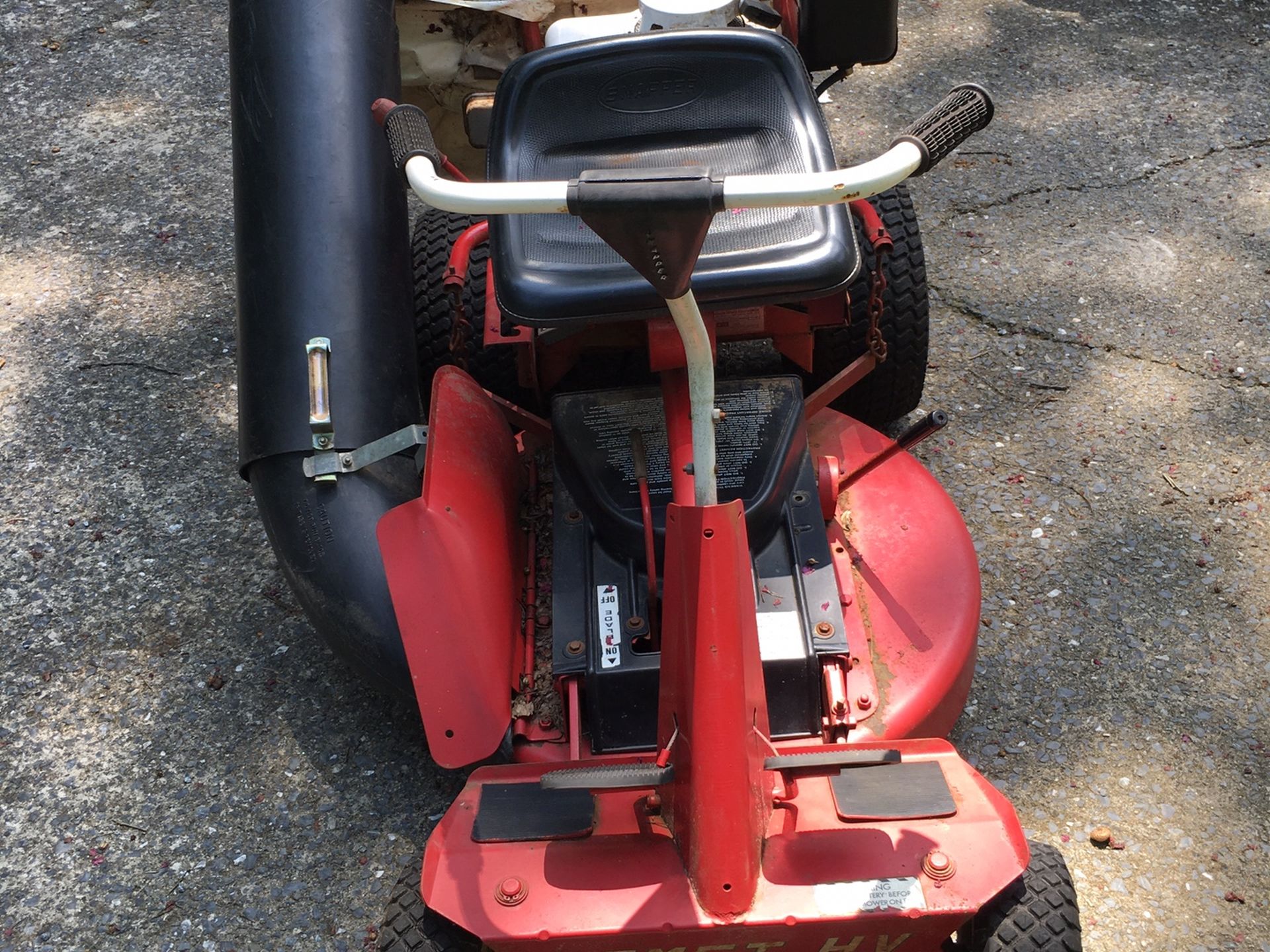 Snapper Riding mower (not Running, bagger Not Included)