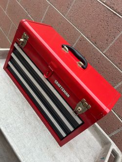 Crasfman metal tool box 20”x10”x8”