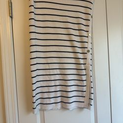 Black and white sweater skirt