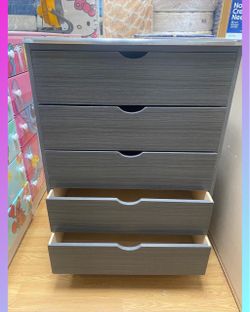 5 drawers dresser / Five drawers dresser / Cajonera