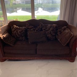 Couch Must Sell