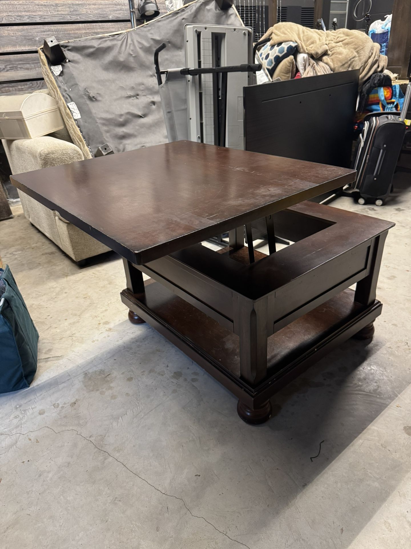Solid Oak Coffee Table W/raising Top
