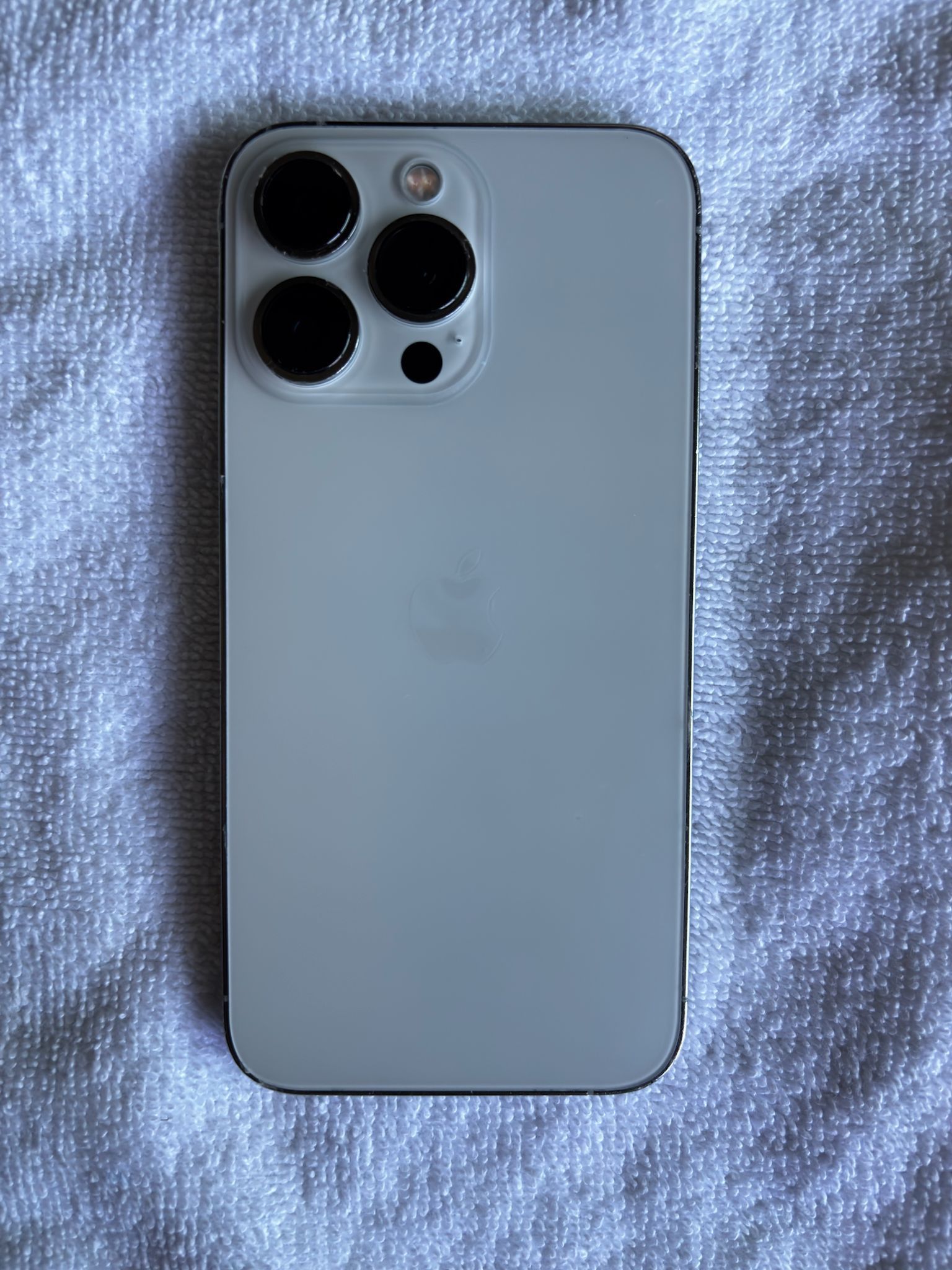 Apple iPhone 13 Pro 256gb Excellent Condition. Unlocked Use Any Carrier