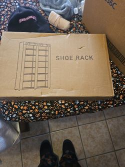New Never Open Shoe RACK