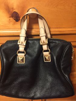 Authentic Leather Michael Kors handbag