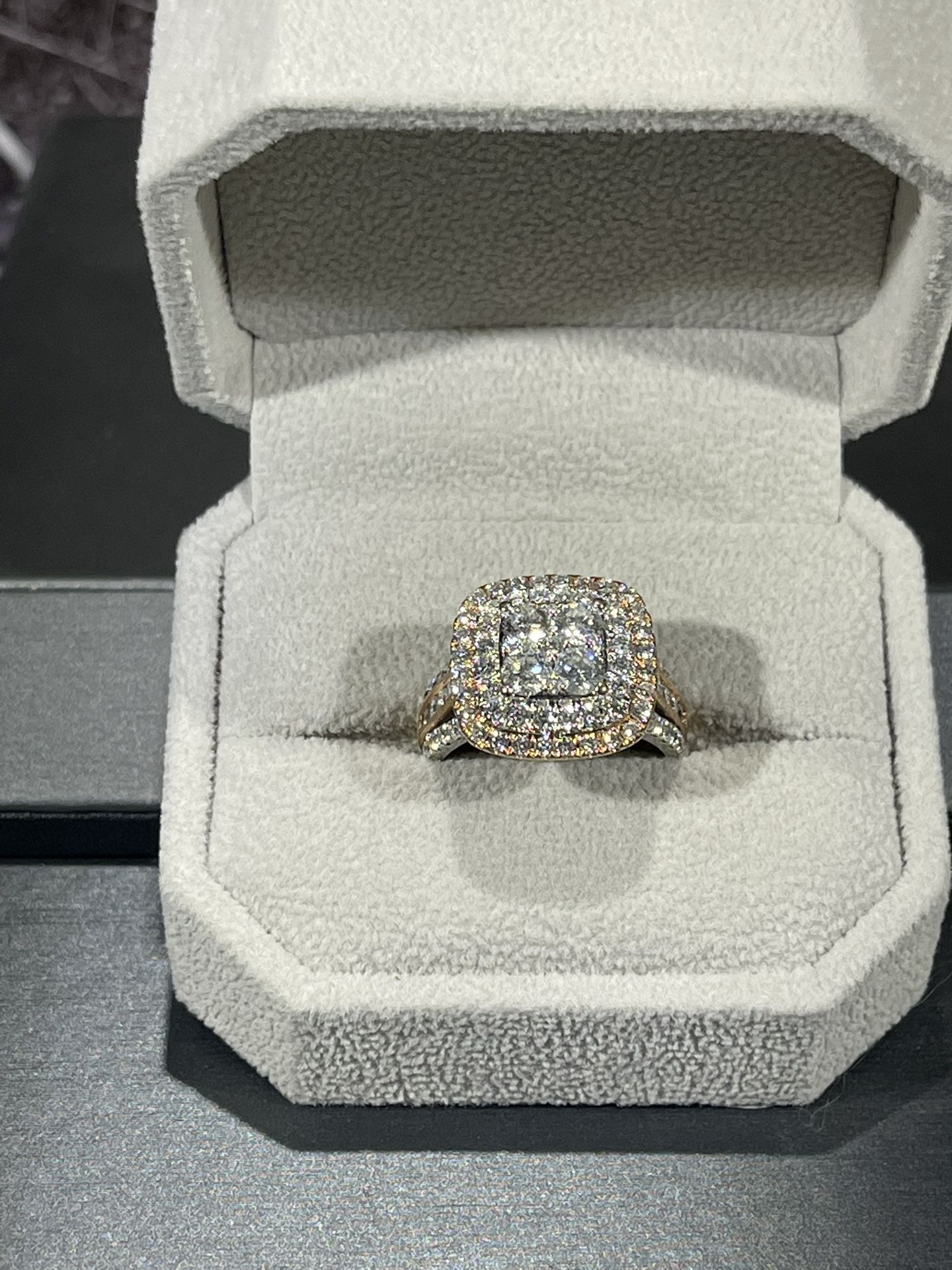 Stunning Two-Tone 14K Gold Diamond Engagement Ring – 1.60ctw