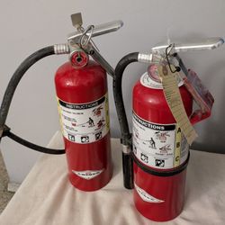 Amerex B500 Fire Extinguishers Pair