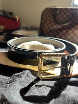 LOUIS VUITTON BLACK BELT