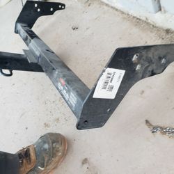 Tow Hitch Chevy S10 Or Gmc Sanoma 