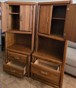 Very Solid Cabinet Set