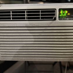 Very Powerful Kenmore PlasmAire 8100BTU Through-The-Wall Air Conditioner