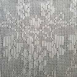 Beautiful vintage tablecloth