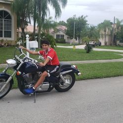 Blue Honda 1200 vtx 2010 Motorcycle 