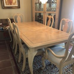 Bernhardt Dining Table And 6 Chairs 